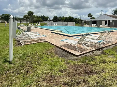 10009 Regal Woods Lane Tampa FL 33624