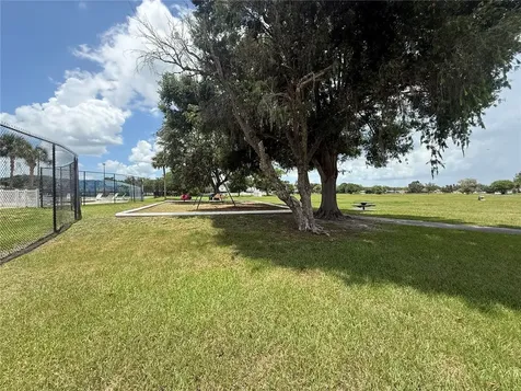 10009 Regal Woods Lane Tampa FL 33624