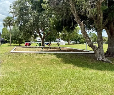10009 Regal Woods Lane Tampa FL 33624