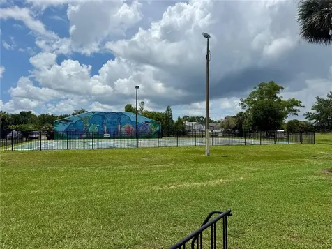 10009 Regal Woods Lane Tampa FL 33624