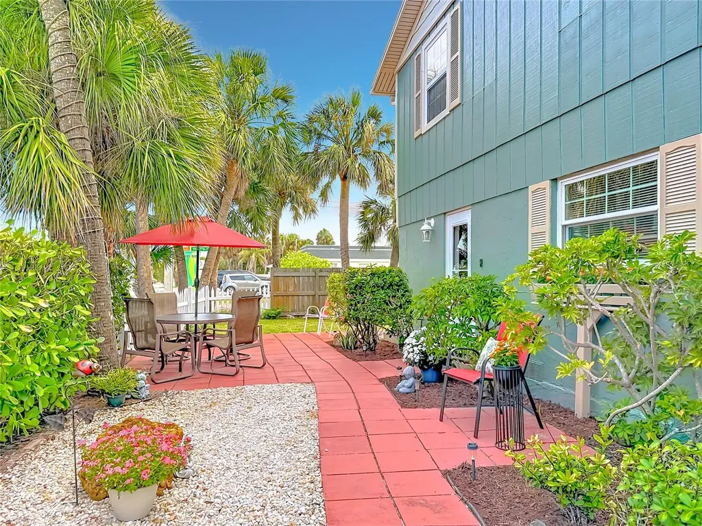 202 Peacock Lane Holmes Beach FL 34217