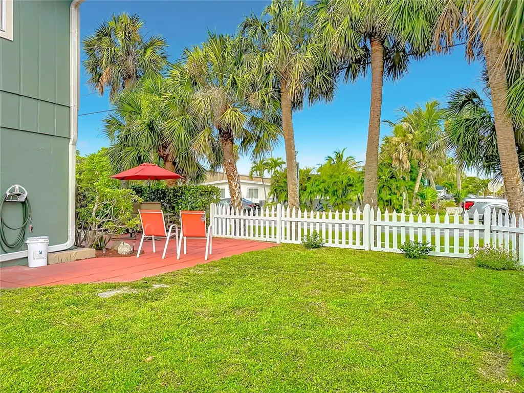 202 Peacock Lane Holmes Beach FL 34217