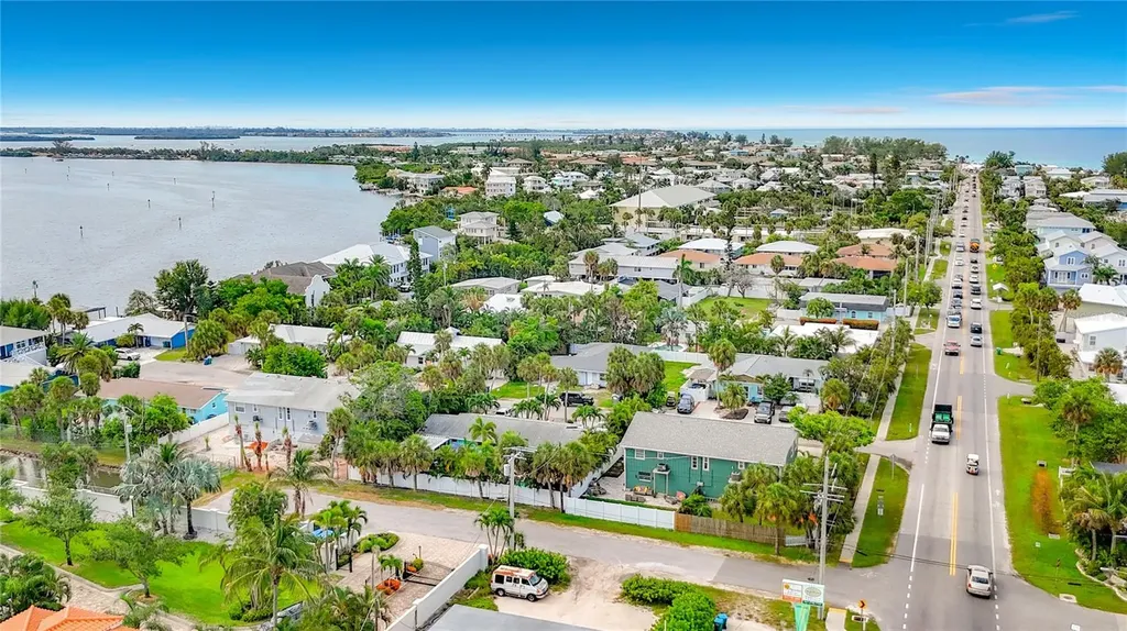 202 Peacock Lane Holmes Beach FL 34217