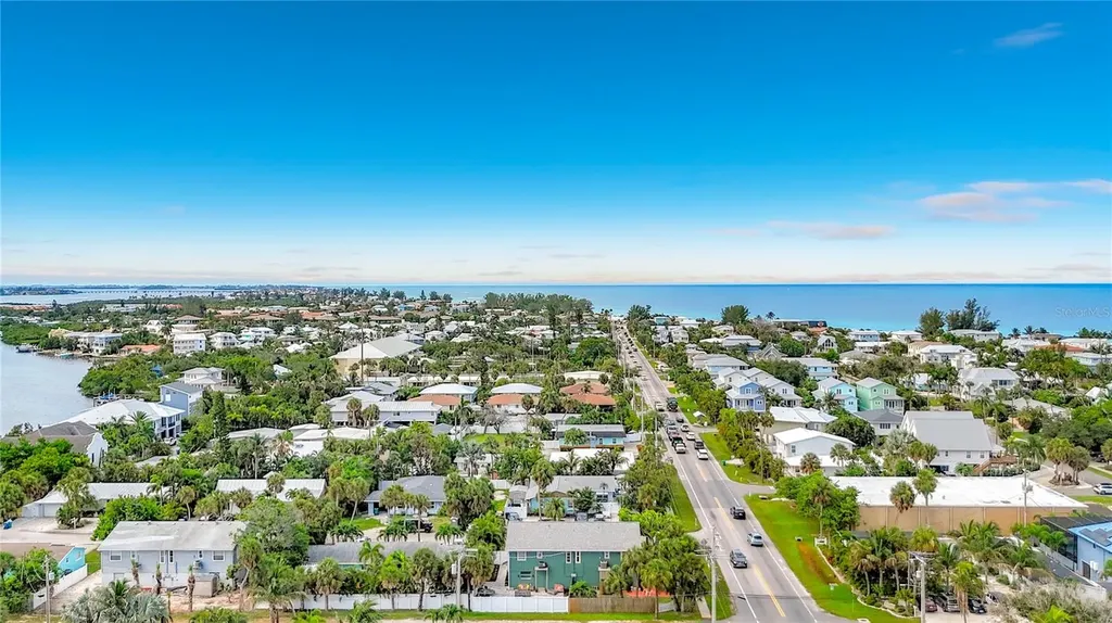 202 Peacock Lane Holmes Beach FL 34217