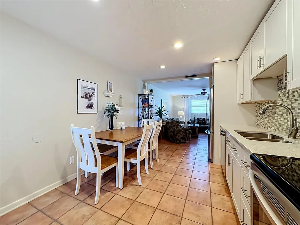 202 Peacock Lane Holmes Beach FL 34217