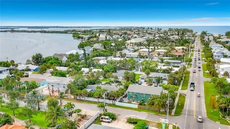 202 Peacock Lane Holmes Beach FL 34217