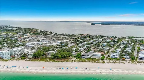 202 Peacock Lane Holmes Beach FL 34217