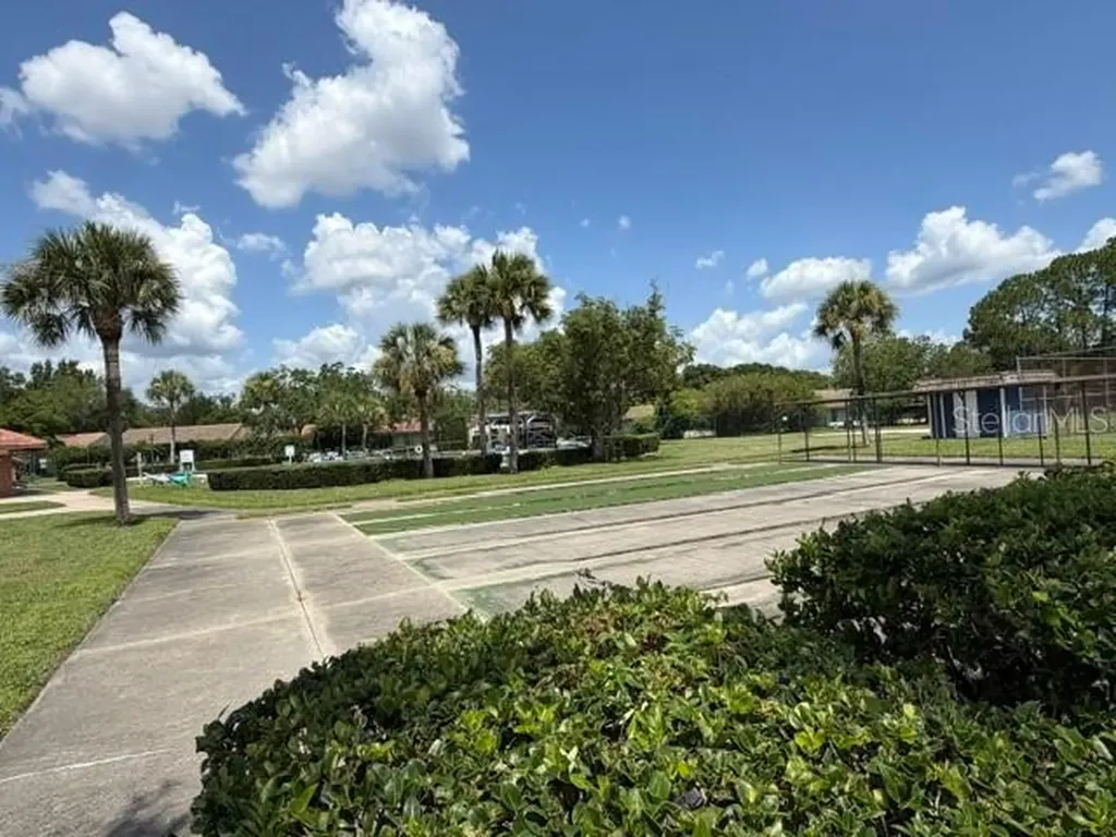 5121 Gateway Avenue Orlando FL 32821