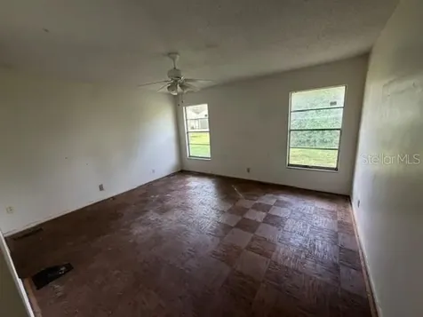 5121 Gateway Avenue Orlando FL 32821