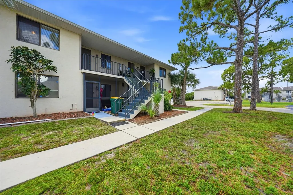 22523 Westchester Boulevard Port Charlotte FL 33980