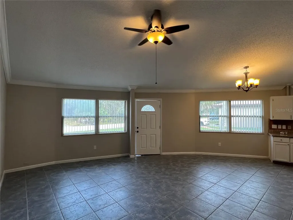 15539 Chamberlain Boulevard Port Charlotte FL 33953