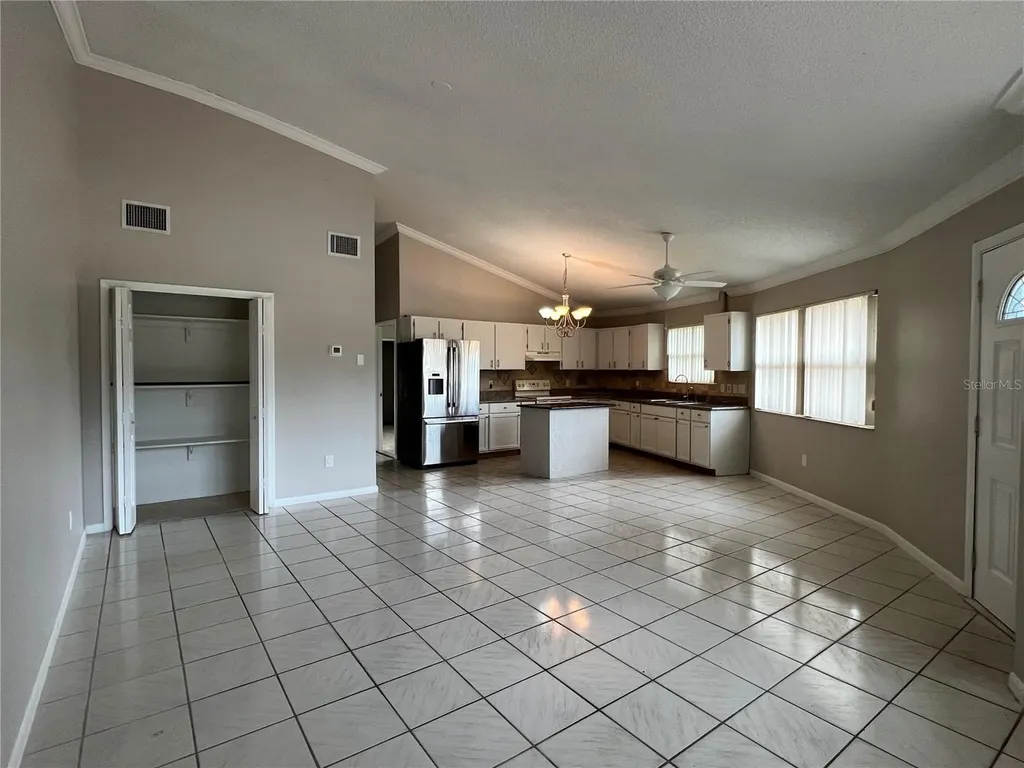 15539 Chamberlain Boulevard Port Charlotte FL 33953