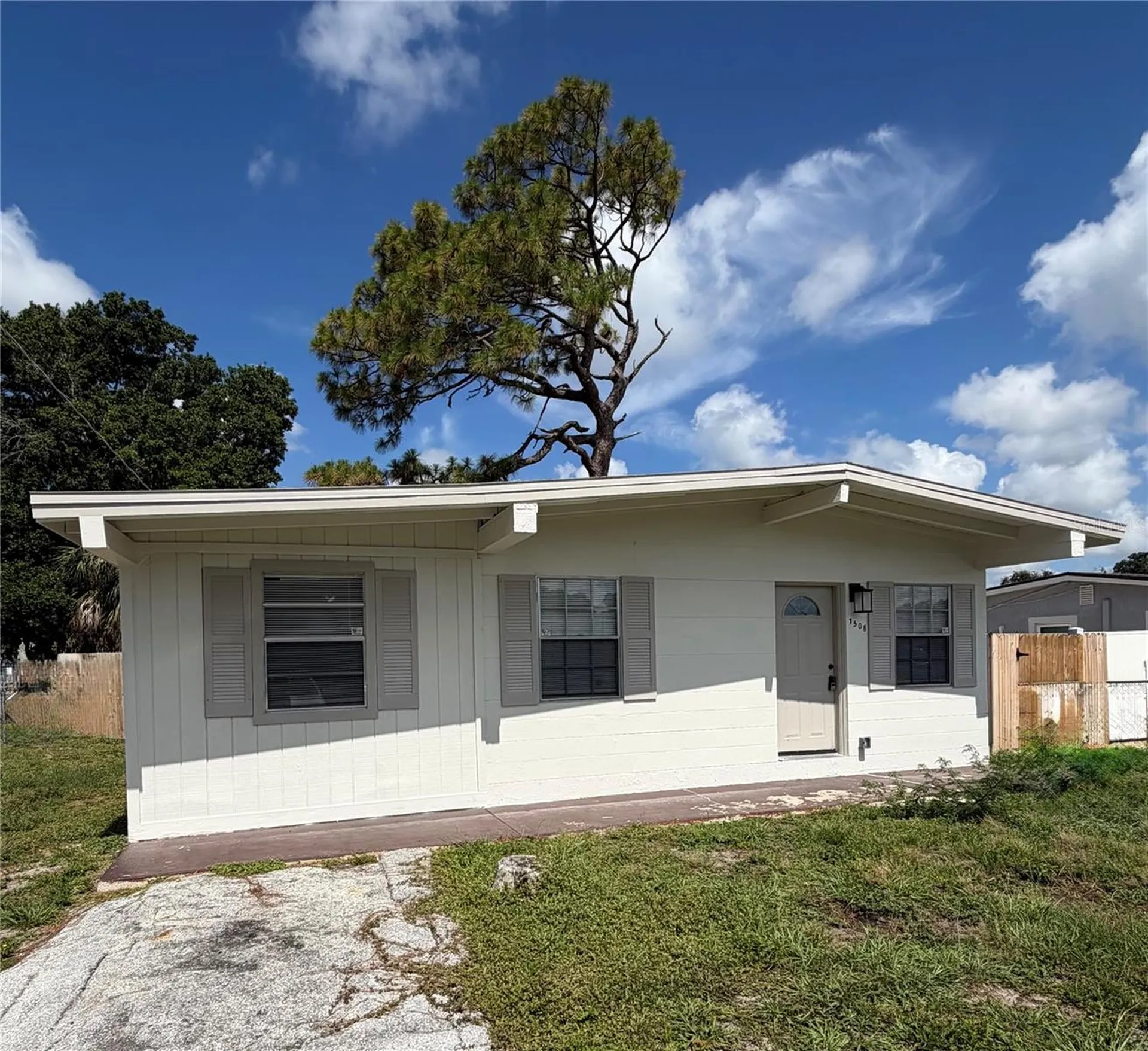 7508 N Thatcher Avenue Tampa FL 33614