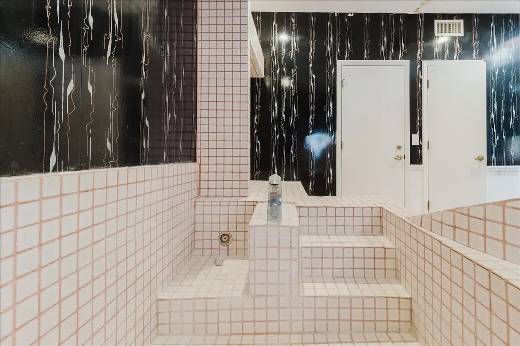 4404 Old Orchard Drive Tampa FL 33618