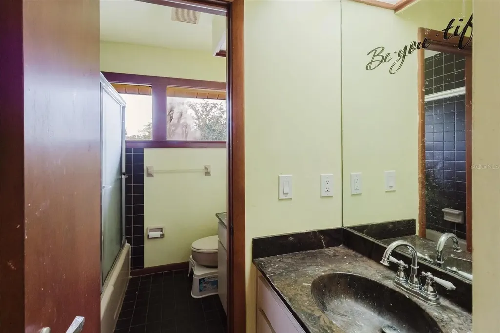 4404 Old Orchard Drive Tampa FL 33618
