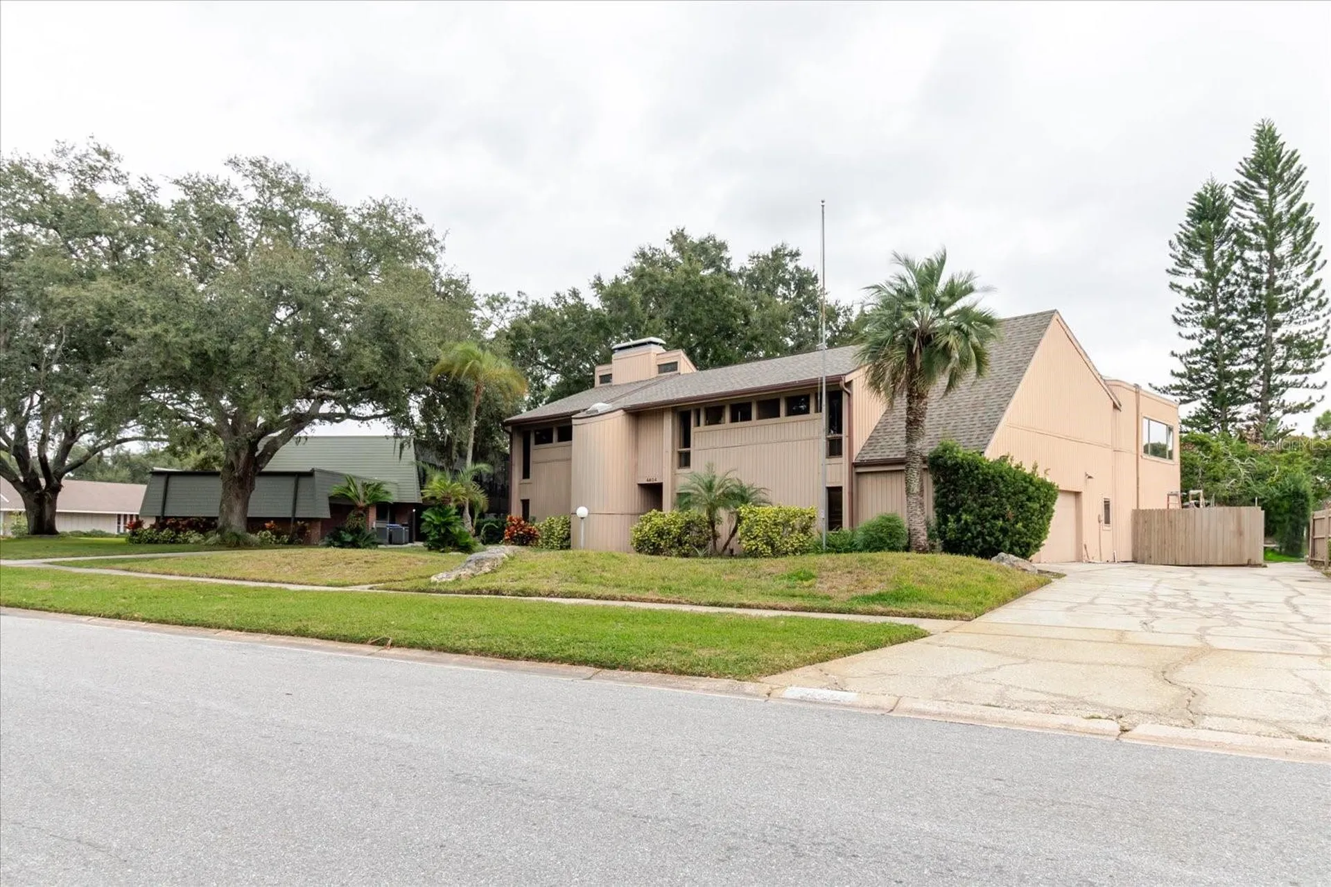 4404 Old Orchard Drive Tampa FL 33618