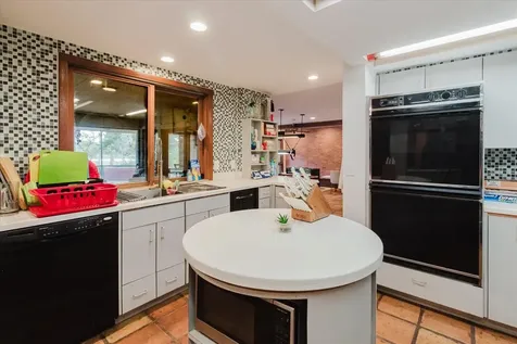 4404 Old Orchard Drive Tampa FL 33618