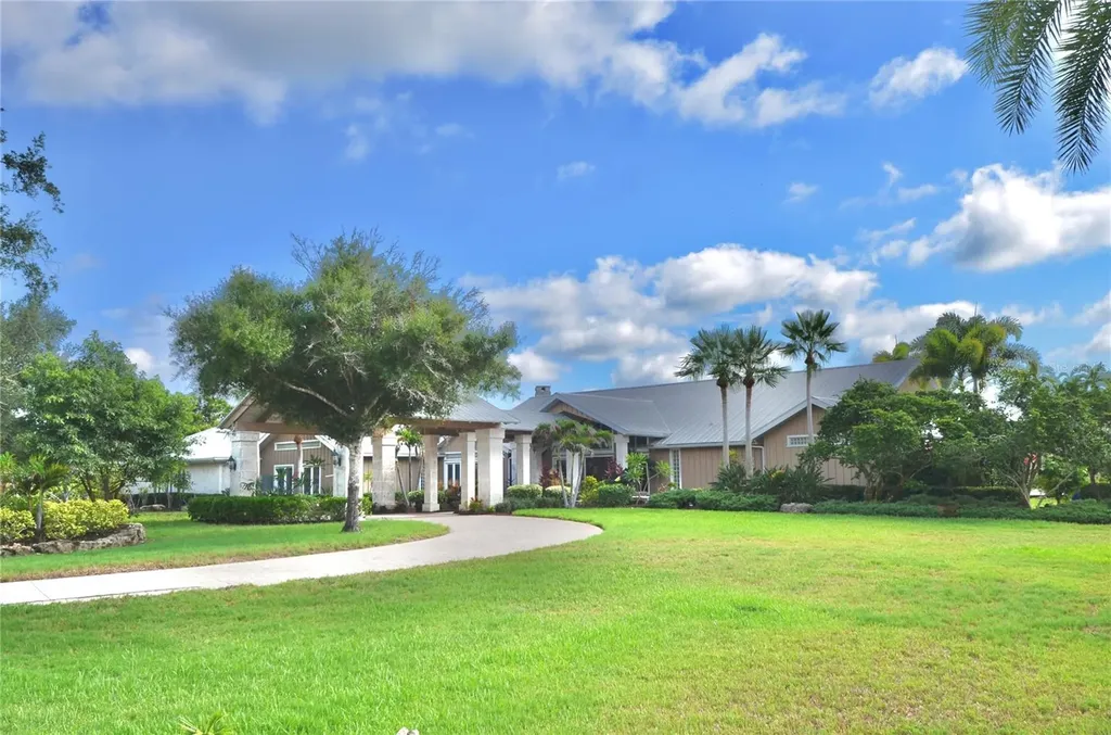 630 N River Road Venice FL 34293