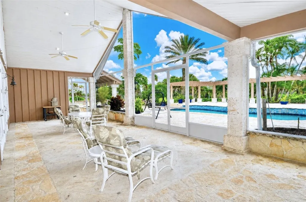 630 N River Road Venice FL 34293