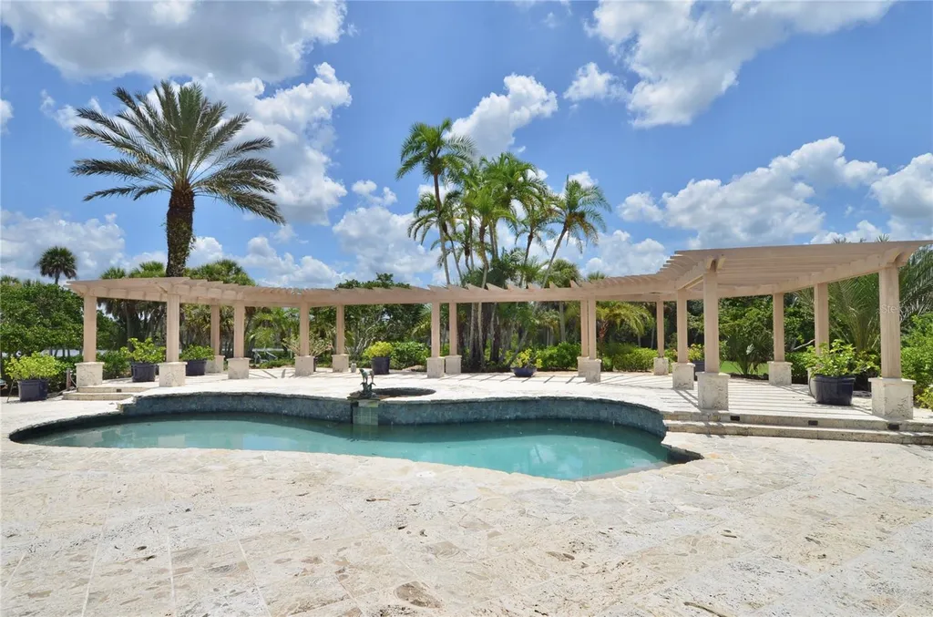 630 N River Road Venice FL 34293
