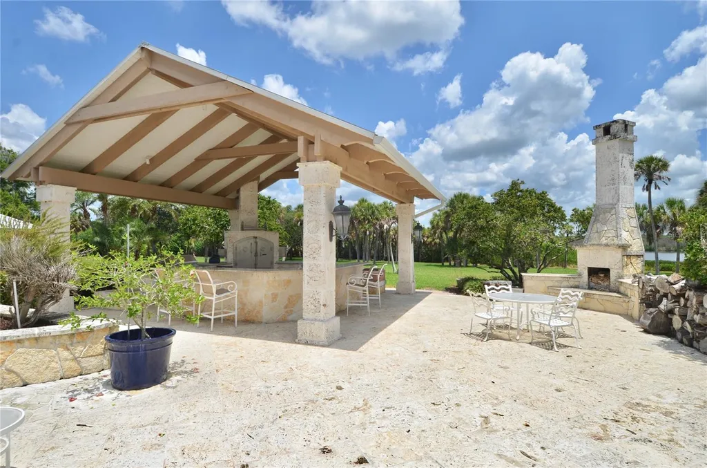 630 N River Road Venice FL 34293
