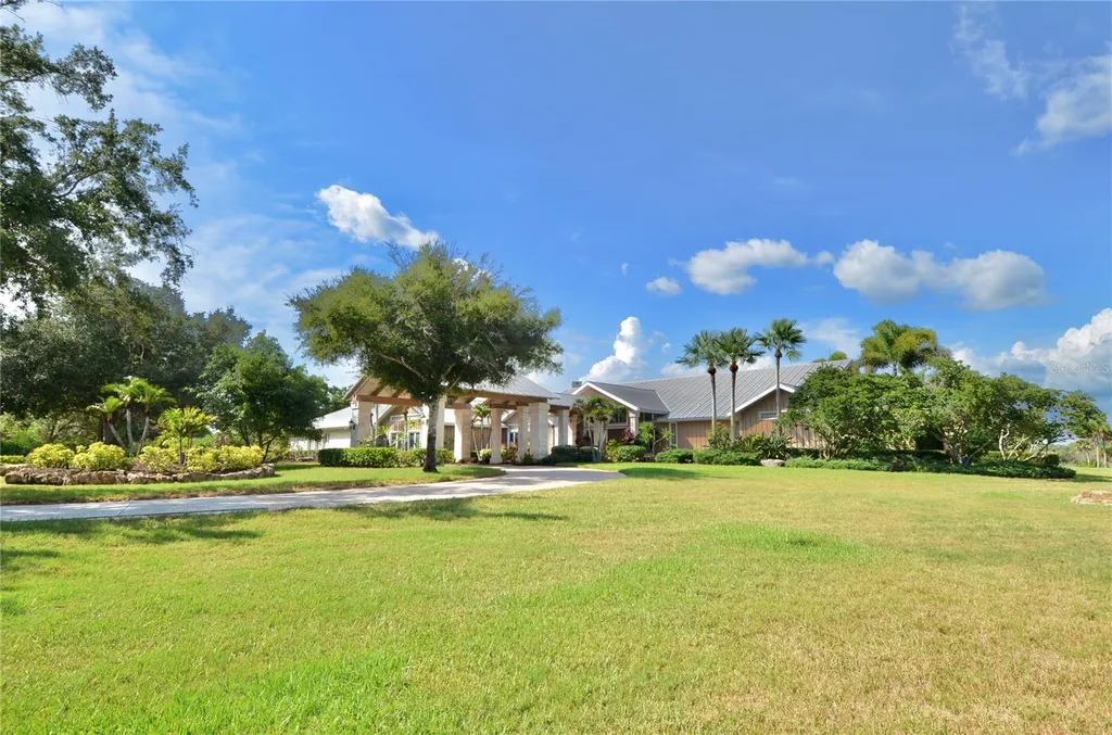 630 N River Road Venice FL 34293
