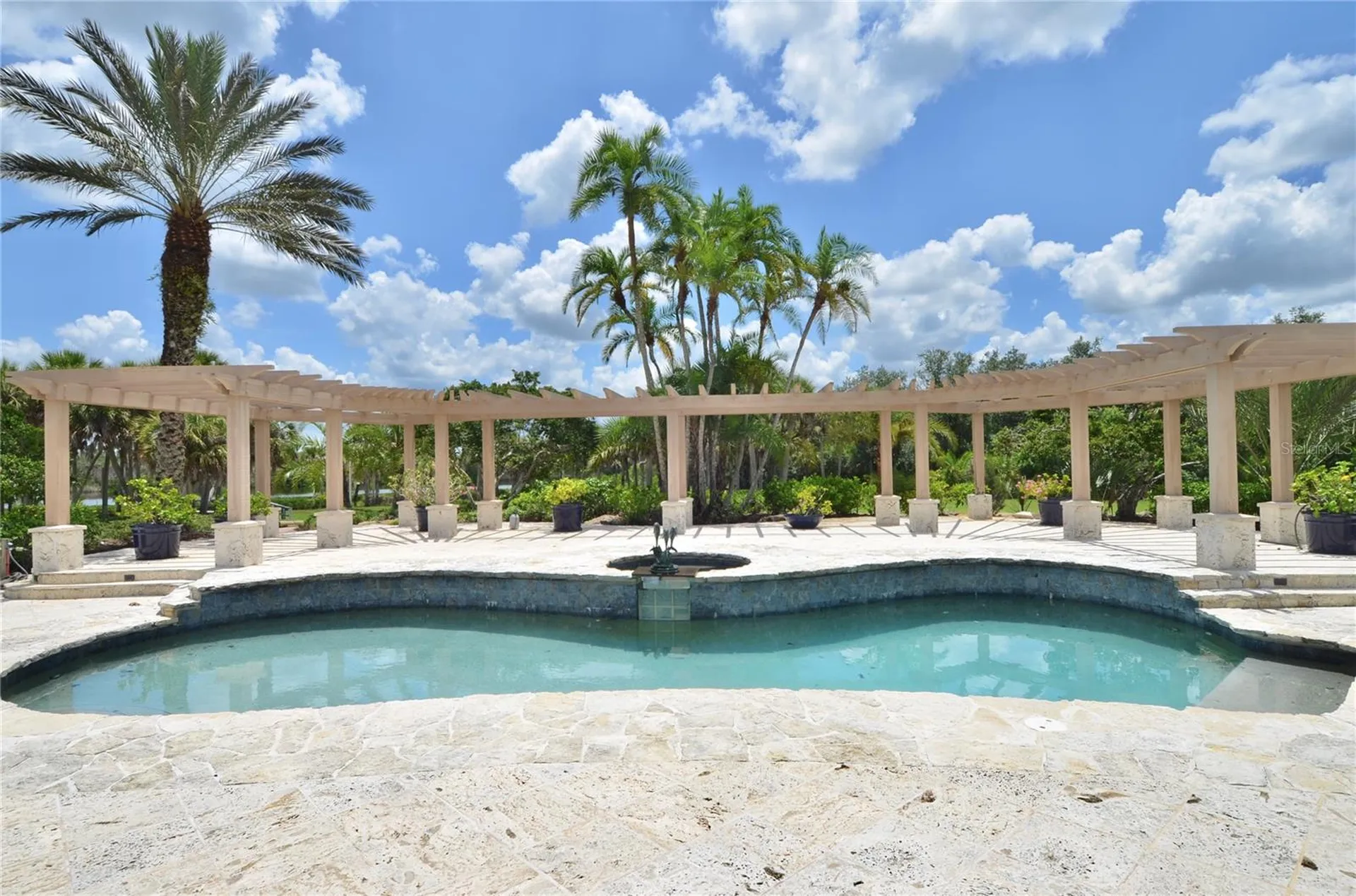 630 N River Road Venice FL 34293