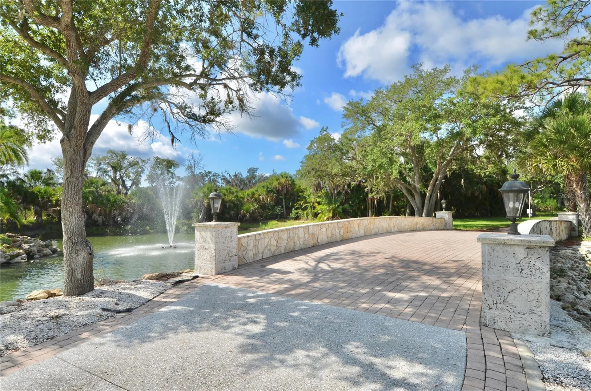 630 N River Road Venice FL 34293