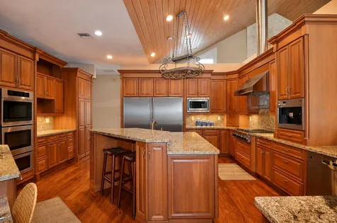 630 N River Road Venice FL 34293