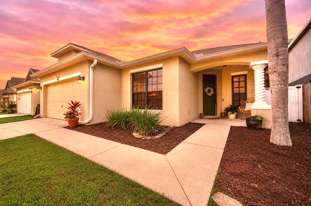 9169 Venezia Plantation Drive Orlando FL 32829