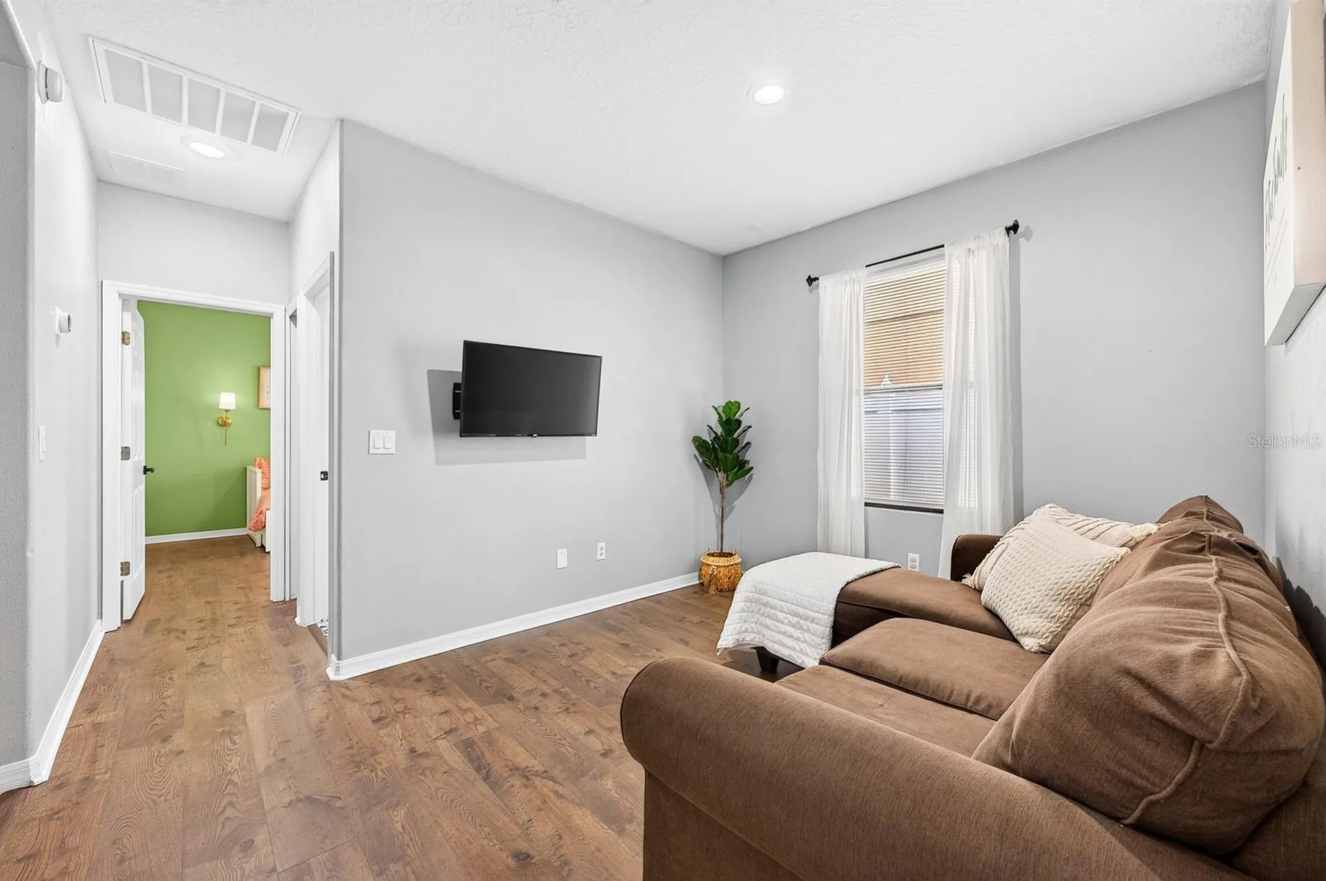 9169 Venezia Plantation Drive Orlando FL 32829