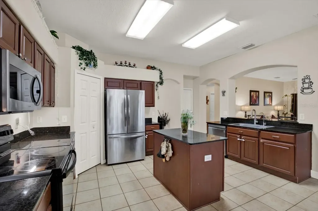 31405 Glendalough Way Wesley Chapel FL 33545