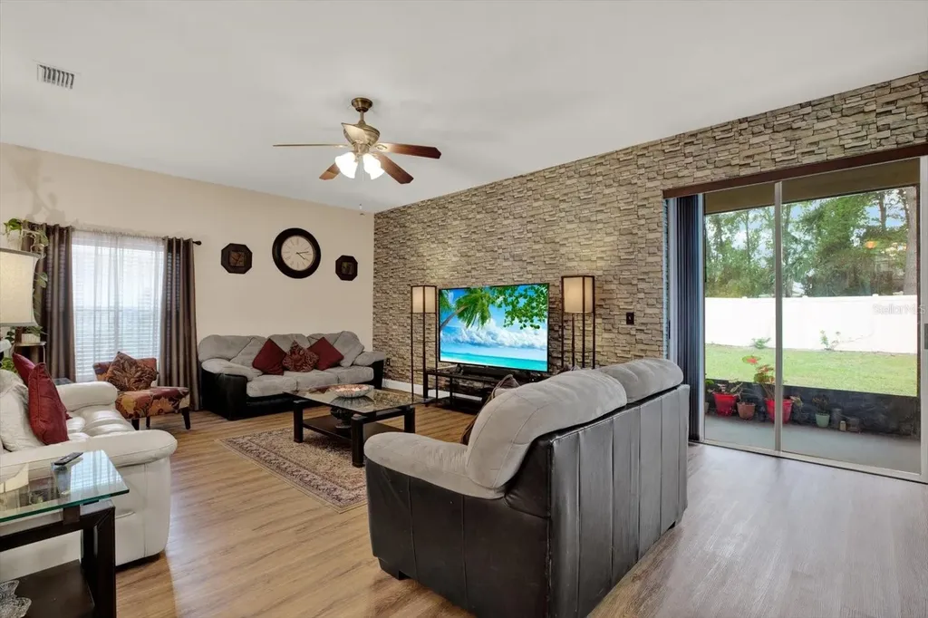 31405 Glendalough Way Wesley Chapel FL 33545