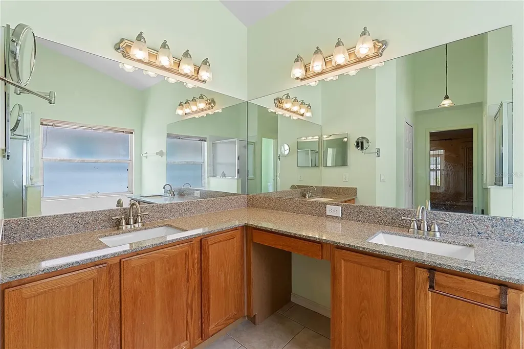 4441 Beagle Street Orlando FL 32818