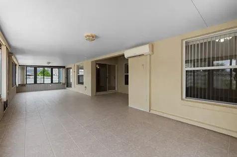 4441 Beagle Street Orlando FL 32818