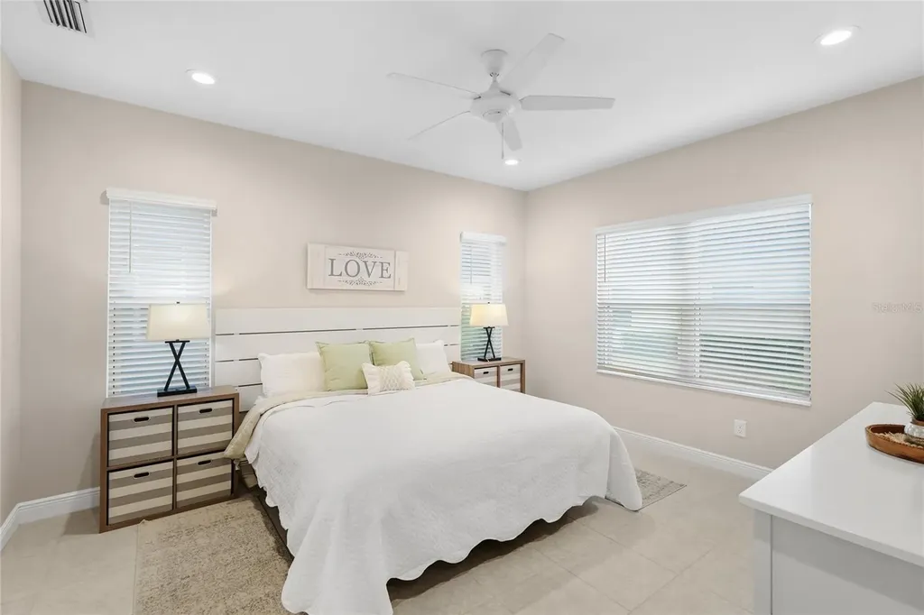 10601 Falling Leaf Court Parrish FL 34219