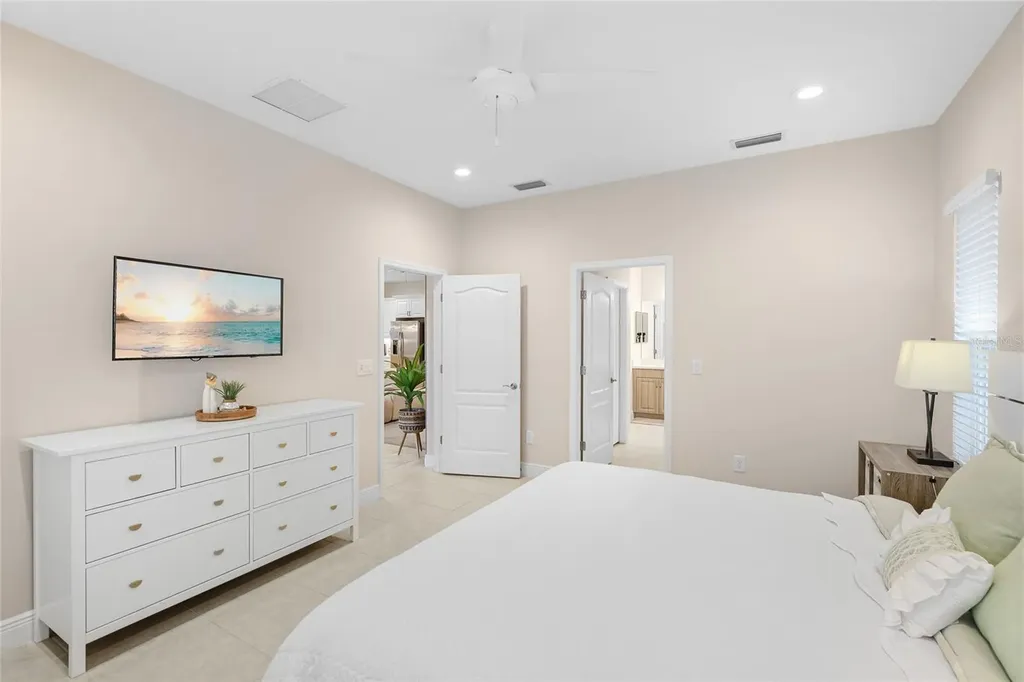 10601 Falling Leaf Court Parrish FL 34219