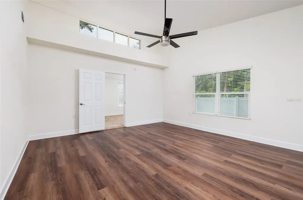 2223 W Harbor Drive S St Petersburg FL 33705