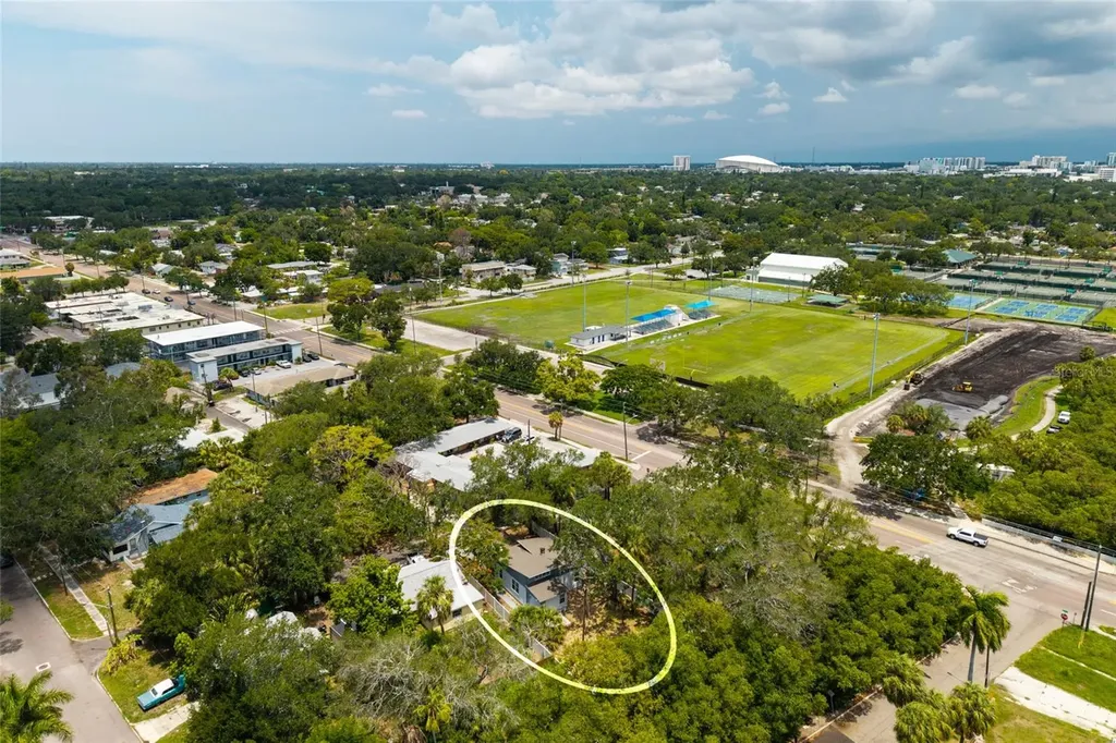 2223 W Harbor Drive S St Petersburg FL 33705