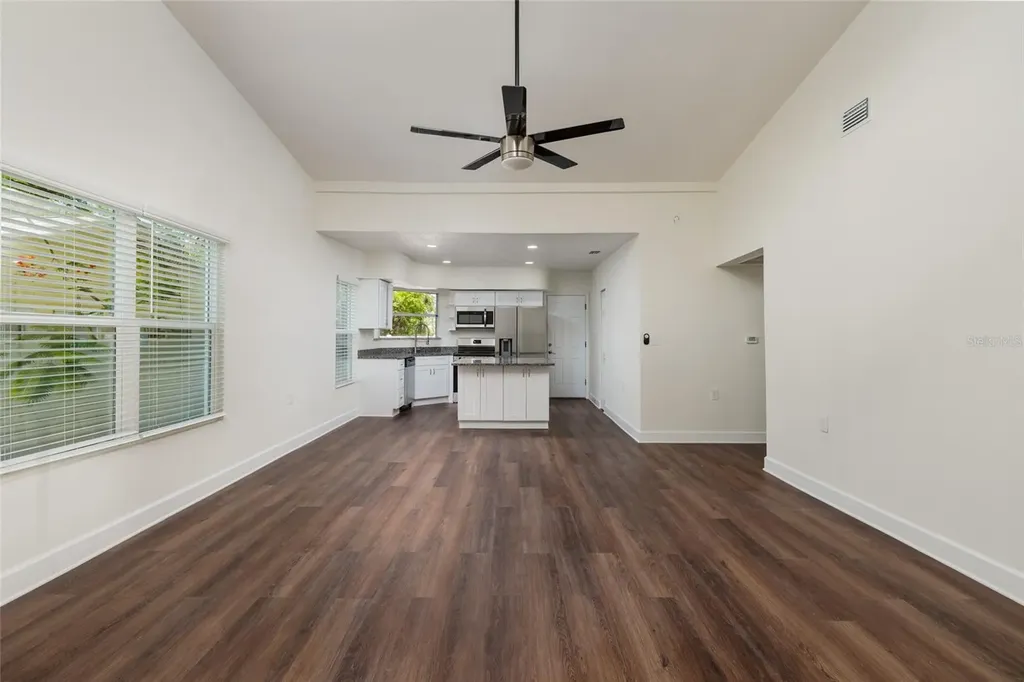 2223 W Harbor Drive S St Petersburg FL 33705