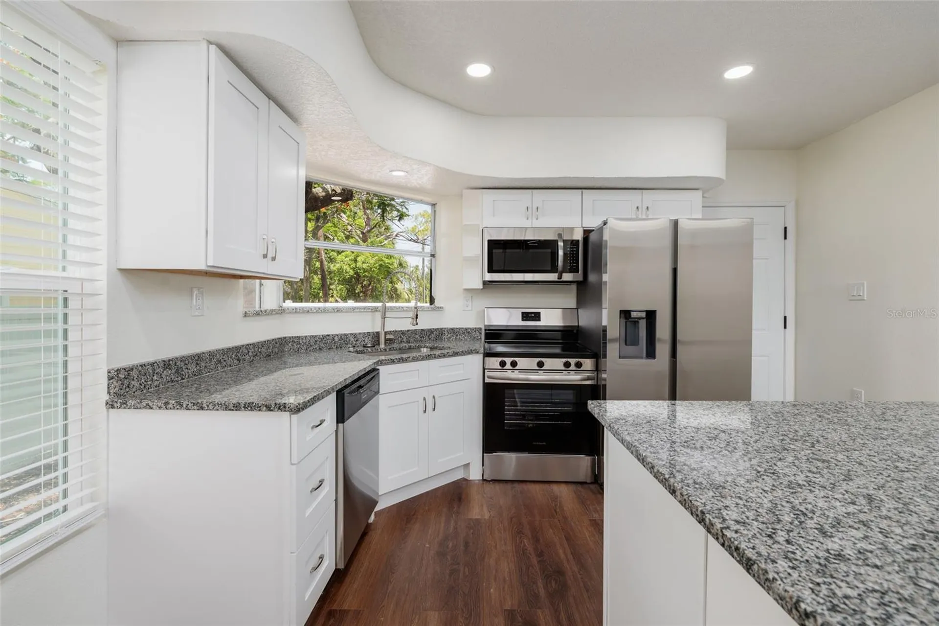 2223 W Harbor Drive S St Petersburg FL 33705