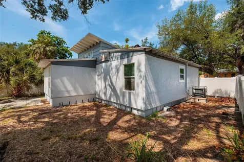 2223 W Harbor Drive S St Petersburg FL 33705