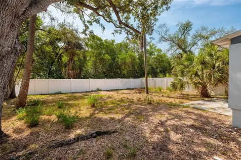 2223 W Harbor Drive S St Petersburg FL 33705