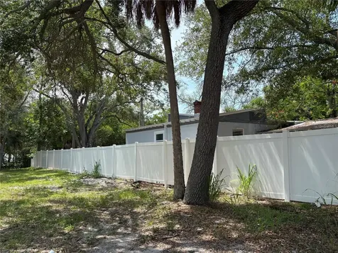 2223 W Harbor Drive S St Petersburg FL 33705