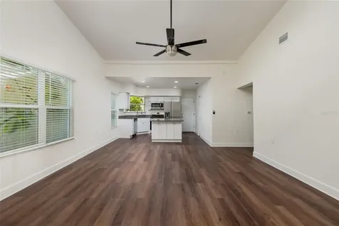 2223 W Harbor Drive S St Petersburg FL 33705