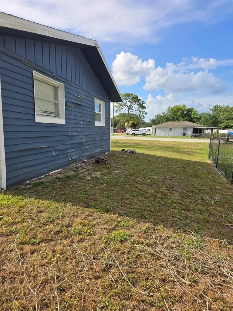 459 Water Road Ocala FL 34472