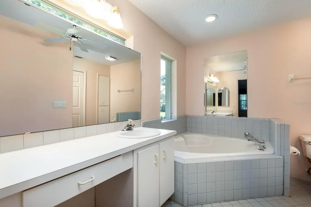 167 Juniper Way Tavares FL 32778