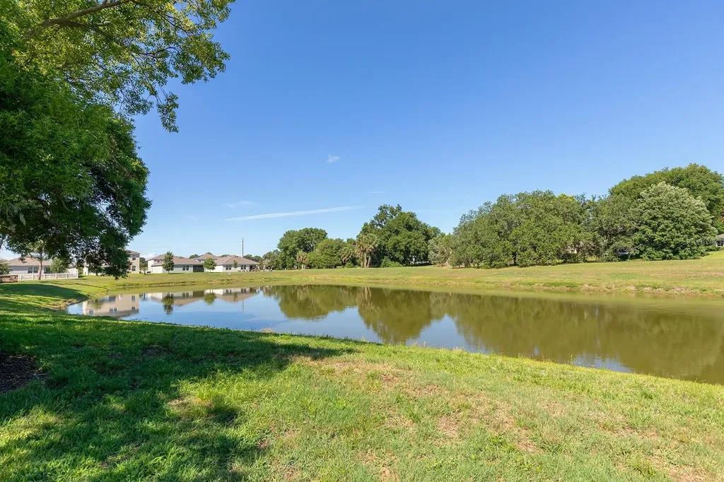 167 Juniper Way Tavares FL 32778
