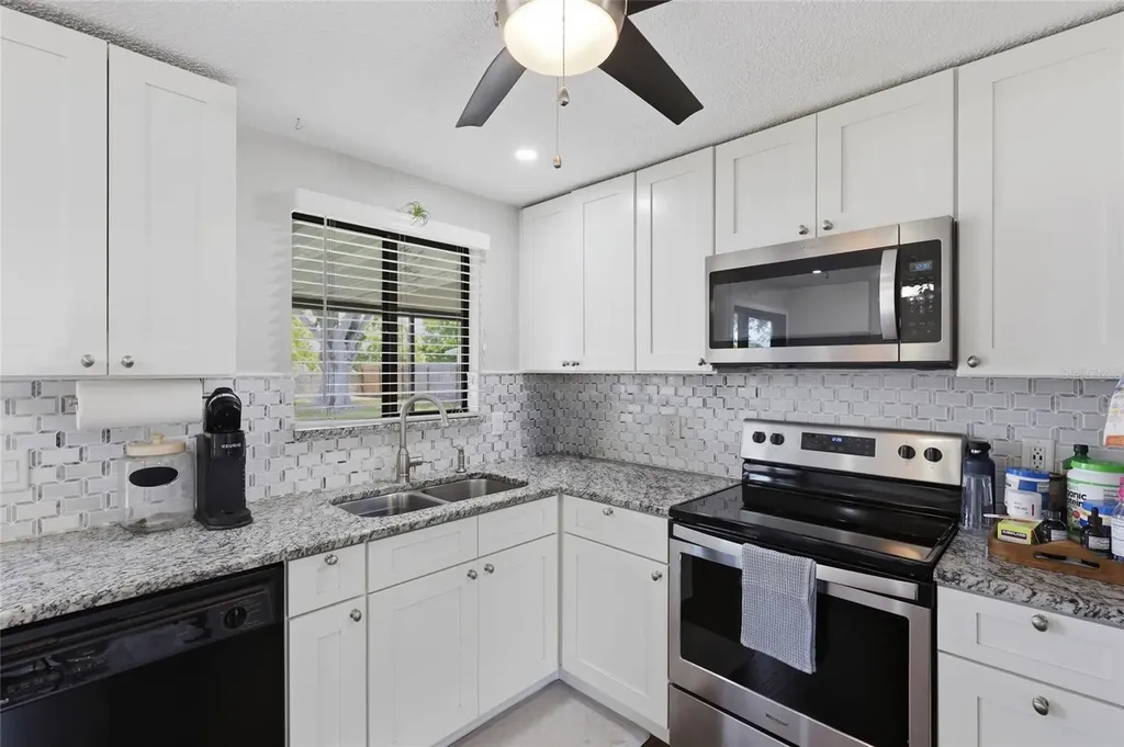 2959 N Lockwood Meadows Boulevard Sarasota FL 34234