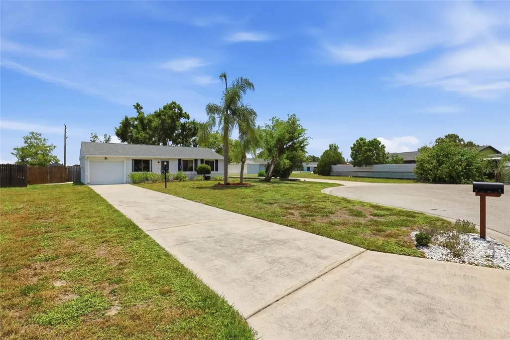 2959 N Lockwood Meadows Boulevard Sarasota FL 34234